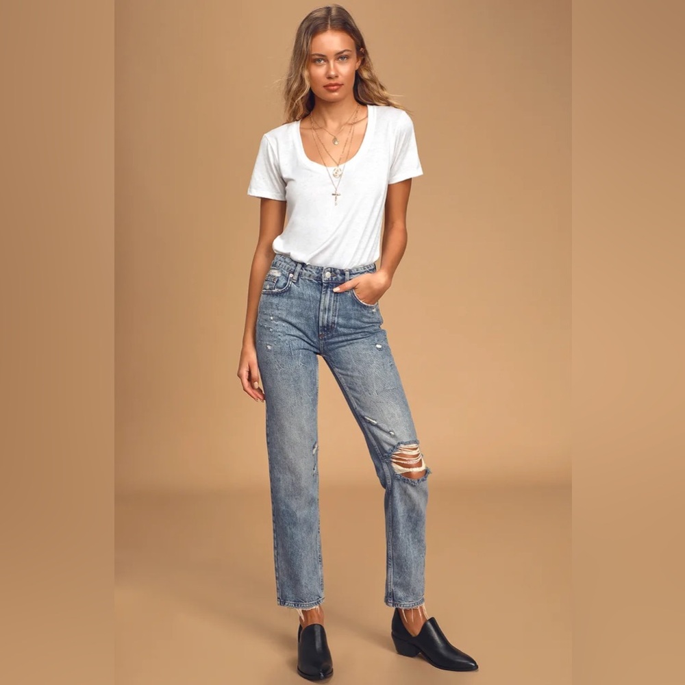 We the Free Dakota Distressed High Rise Jeans Size 28